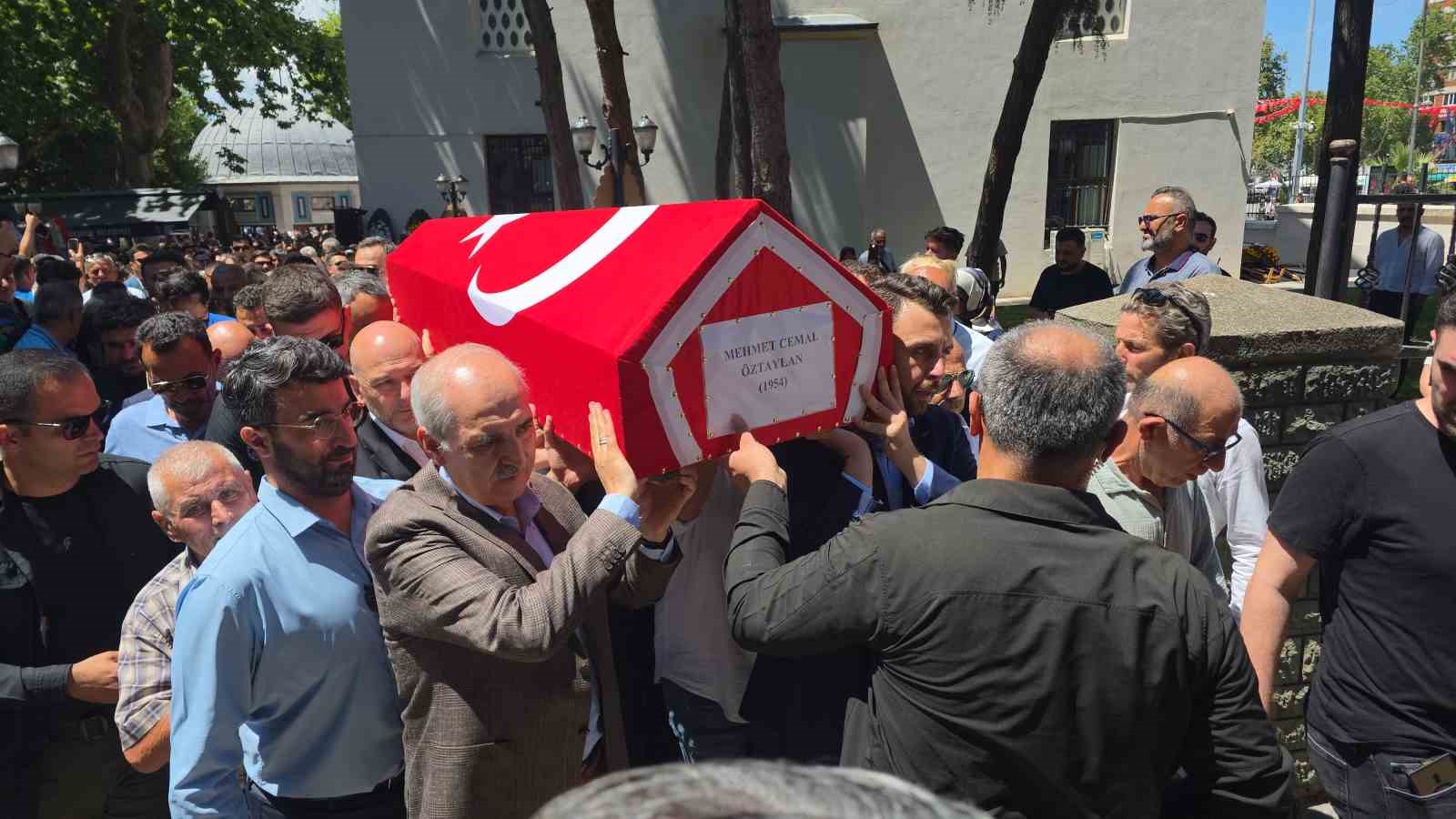 eski milletvekili mehmet cemal oztaylan topraga verildi 2 V8MfBz7V