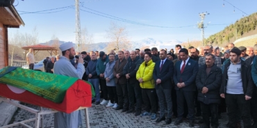 eski-milli-kaleci-nurcan-celik-memleketinde-son-yolculuguna-ugurlandi-bm7PCdke.jpg