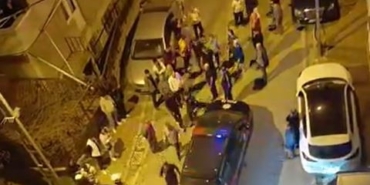 eski-sevgili-evini-basti-binayi-taslayarak-etrafa-ates-etti-o-anlar-kamerada-JsCrRV9A.jpg