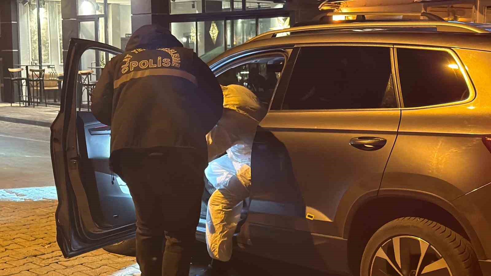 eski surmene belediyesi baskan yardimcisi bicakli saldirida hayatini kaybetti 1 ndyZB25X