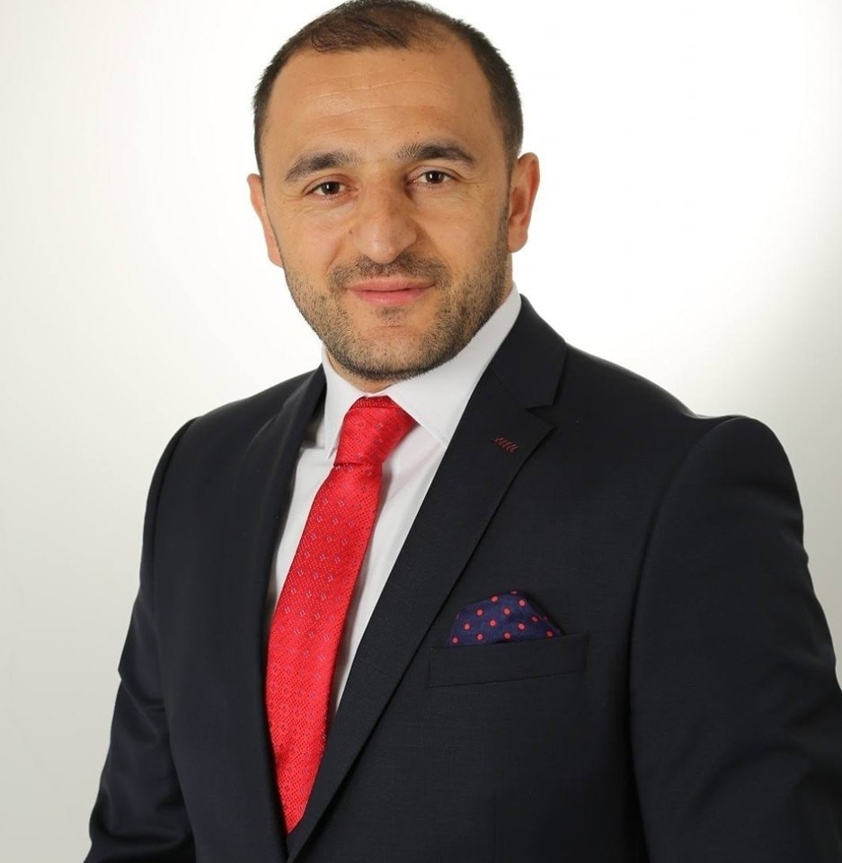 eski surmene belediyesi baskan yardimcisi bicakli saldirida hayatini kaybetti 5 Dhr3TQaR