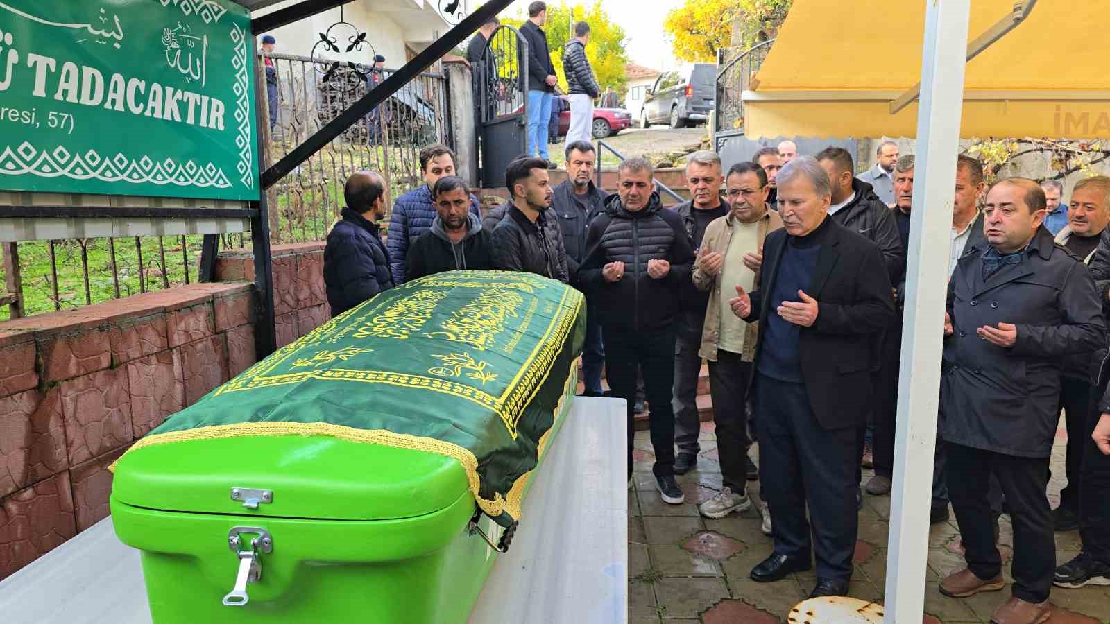 eski tbmm baskani mehmet ali sahinin babasi topraga verildi 0 mKYGF9Vy