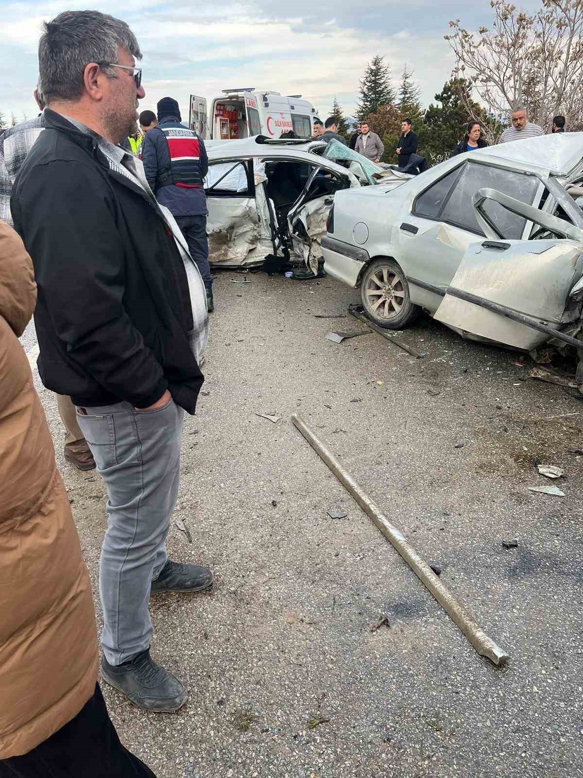 eskisehir ankara yolunda feci kaza 4 olu 2 yarali 4 U97Zr38A