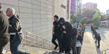 eskisehir-merkezli-33-ildeki-87-milyar-liralik-yasa-disi-bahis-operasyonunda-45-supheli-adliyeye-3R8N6fw6.jpg