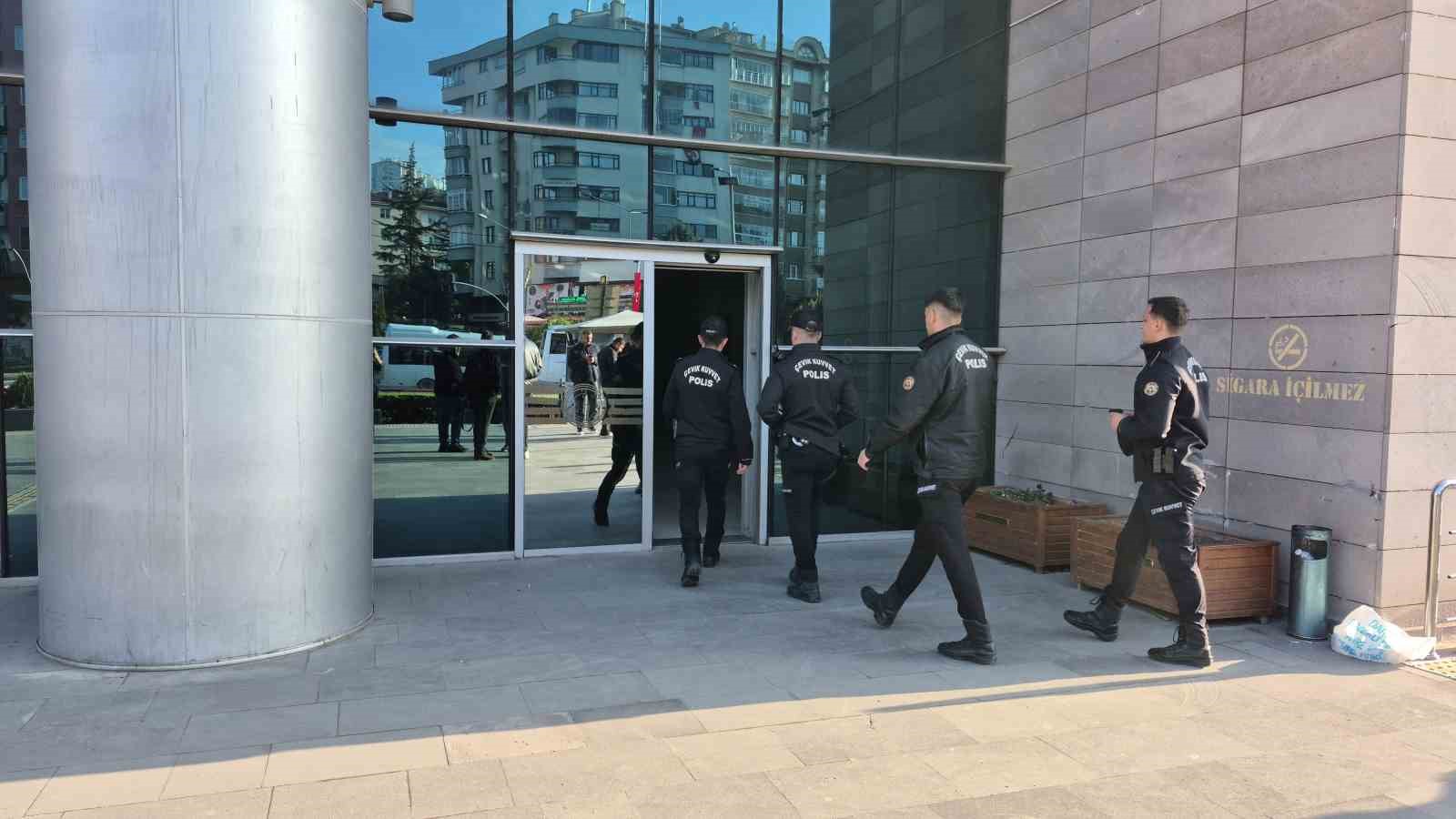 eskisehir merkezli 33 ildeki 87 milyar liralik yasa disi bahis operasyonunda 45 supheli adliyeye