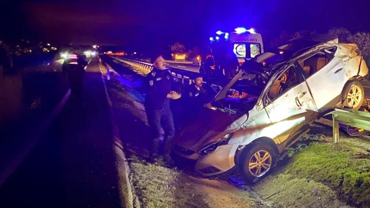 eskisehir yolu uzerinde meydana gelen trafik kazasinda ayni aileden iki kisi yasamini yitirirken uc