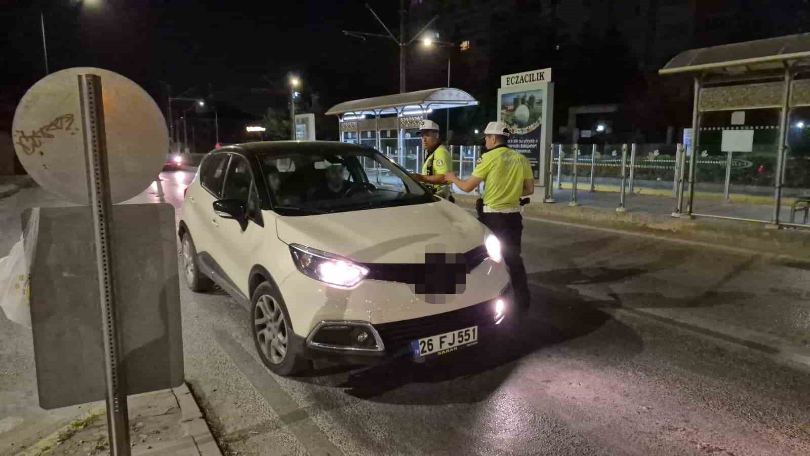 Eskişehir’de 3 alkollü sürücüye 116 bin TL ceza 7 eskisehirde 3 alkollu surucuye 116 bin tl ceza 3 qdd6femY