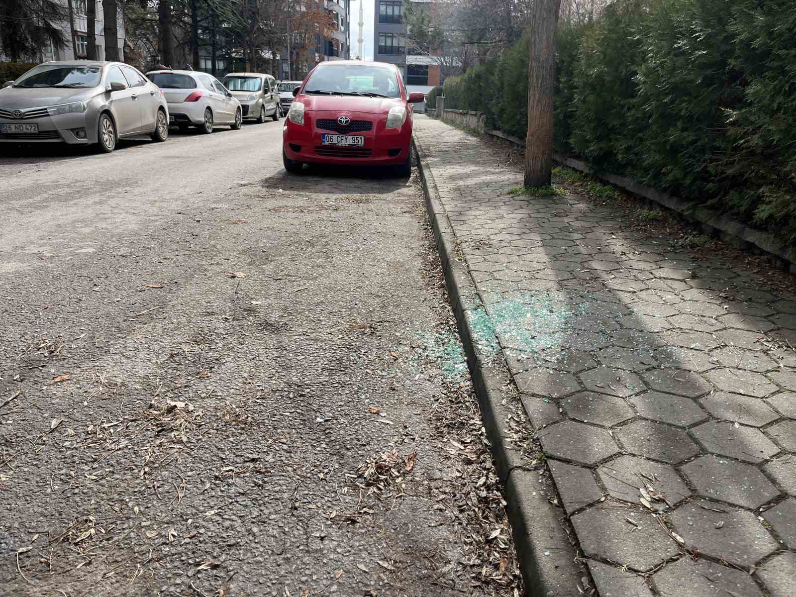 eskisehirde 7 arac camini kirip hirsizlik yapmisti polis supheliyi yakaladi 2 KfqkOGFl