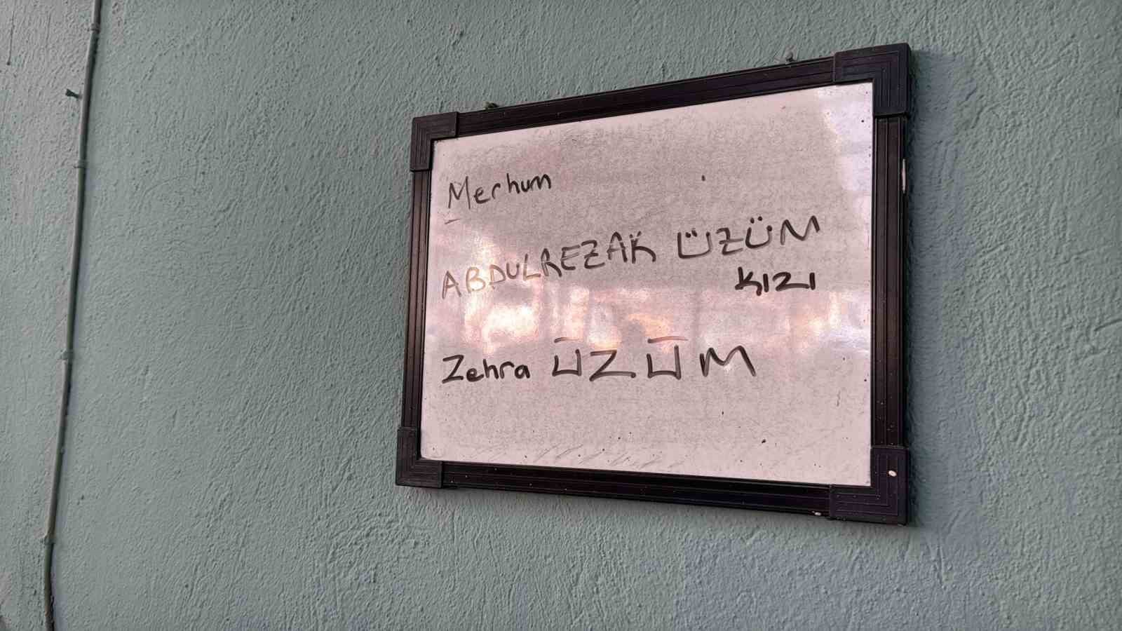 Eskişehir’de babasının öldürdüğü 13 yaşındaki kız toprağa verildi 5 eskisehirde babasinin oldurdugu 13 yasindaki kiz topraga verildi 1 VG2pCPE2