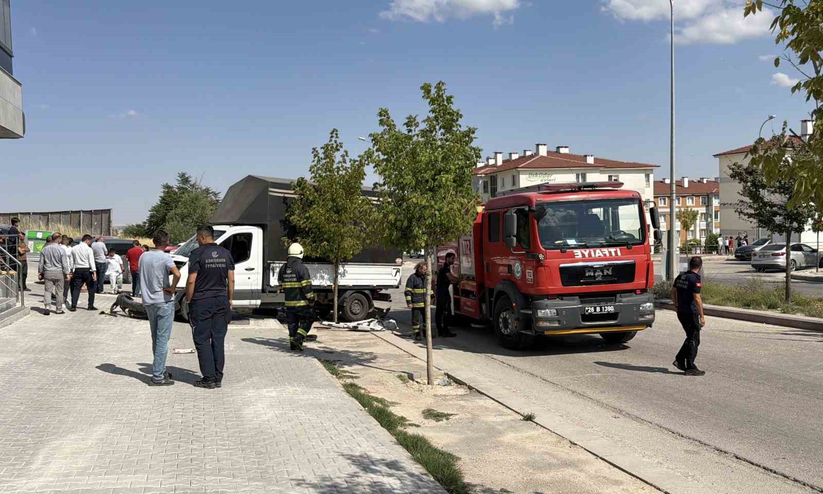 eskisehirde kaza sonrasi taraflar arasinda kavga cikti 7 kisi yaralandi 2 hmWvmPRO
