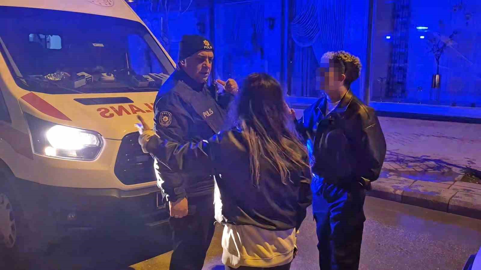 eskisehirde olayli gece cadde ortasindaki kavga kamerada 5 3YOXXcek