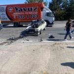 eskisehirde-otomobil-ile-motosiklet-carpisti-3-yarali-UFJaErcI.jpg
