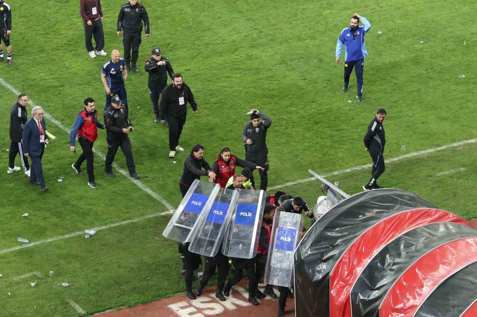 eskisehirde play off mucadelesi olayli bitti 1 UMDLcp3n