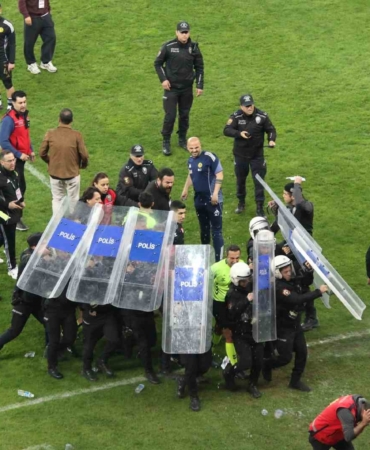 eskisehirde-play-off-mucadelesi-olayli-bitti-ELzSvTp7.jpg