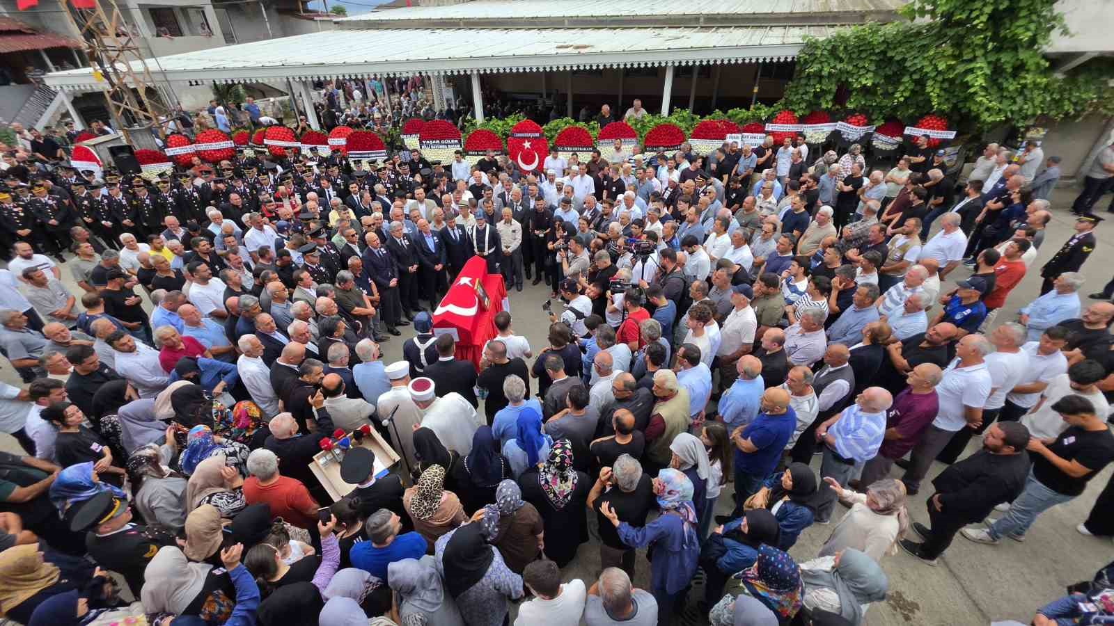 Eskişehir’de şehit olan uzman çavuş Samsun’da toprağa verildi 7 eskisehirde sehit olan uzman cavus samsunda topraga verildi 3 fklSSsR5
