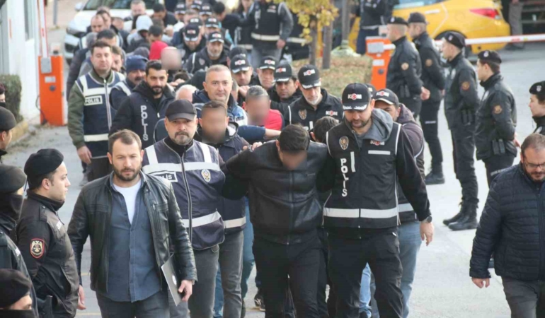 eskisehirde-silahli-organize-suc-orgutune-yonelik-operasyon-jZtTtDPC.jpg