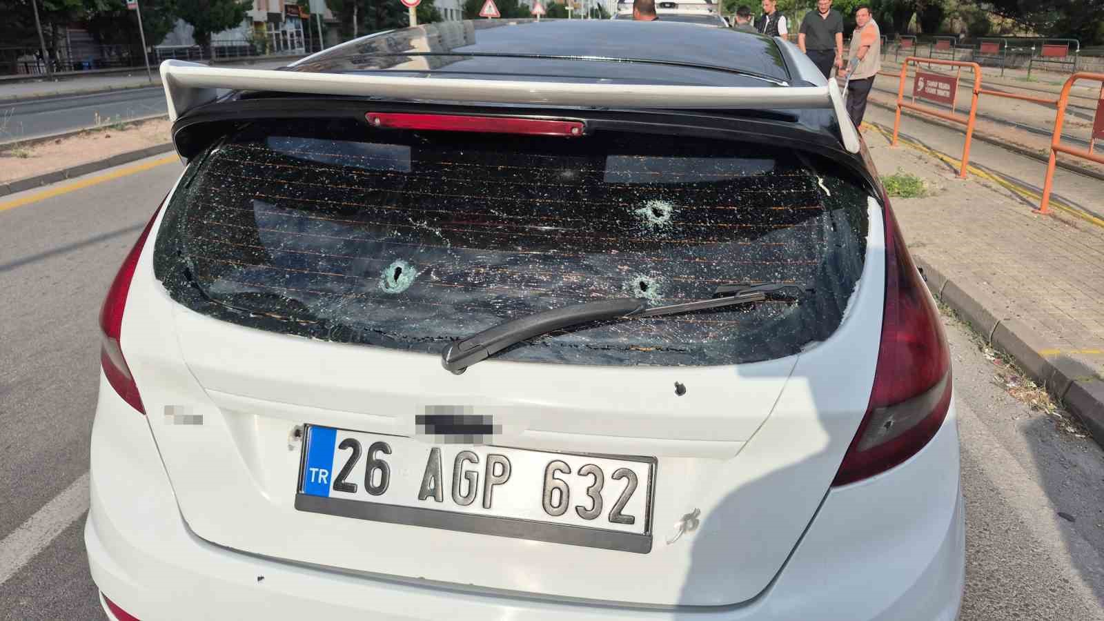 Eskişehir’de trafik kazası: Anne ve 4 yaşındaki kızı yaralandı 4 eskisehirde trafik kazasi anne ve 4 yasindaki kizi yaralandi 0 6VXyrUdk