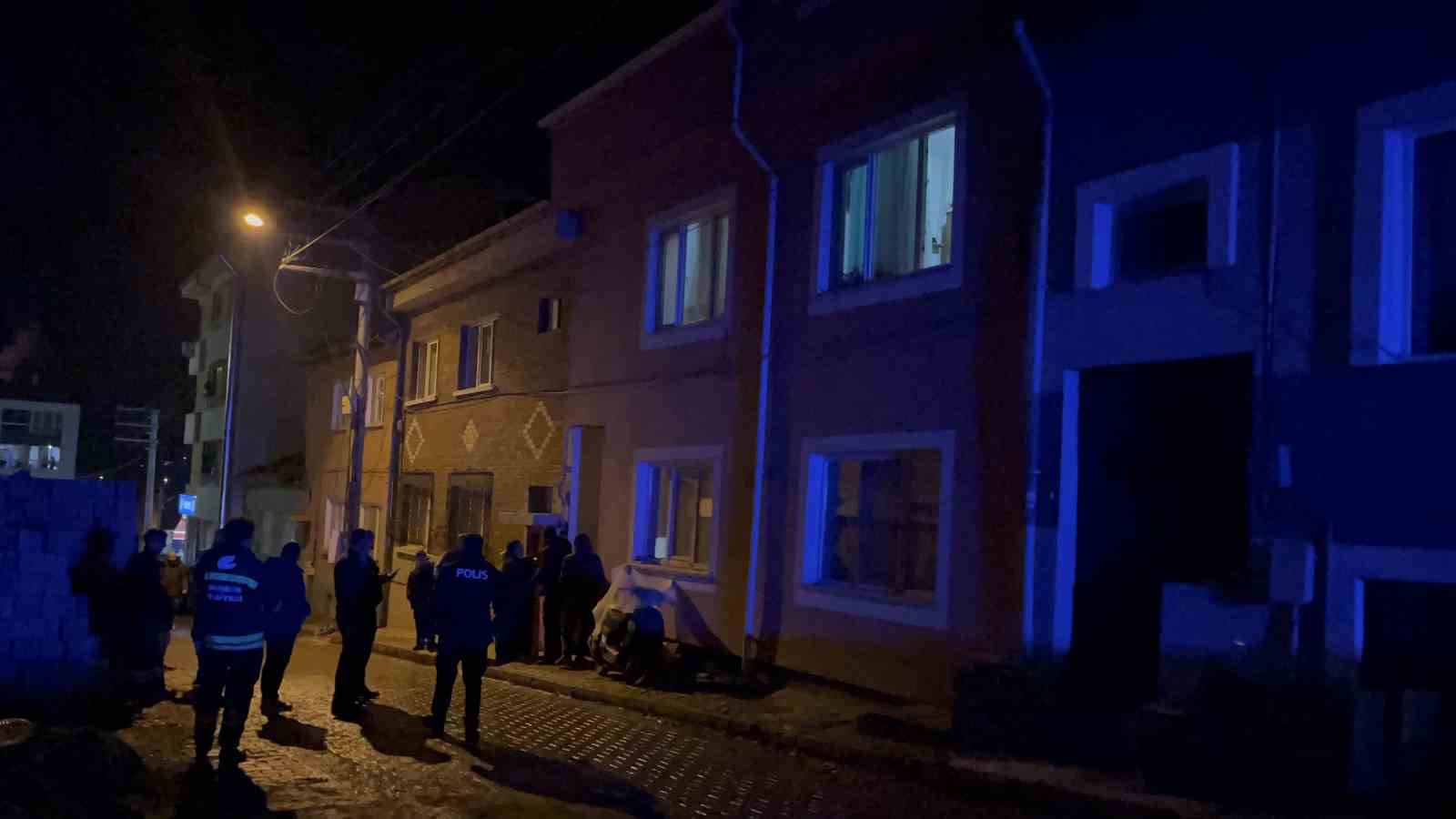 eskisehirde ucuncu kattan dusen sahis agir yaralandi 0 GCC9QOJl