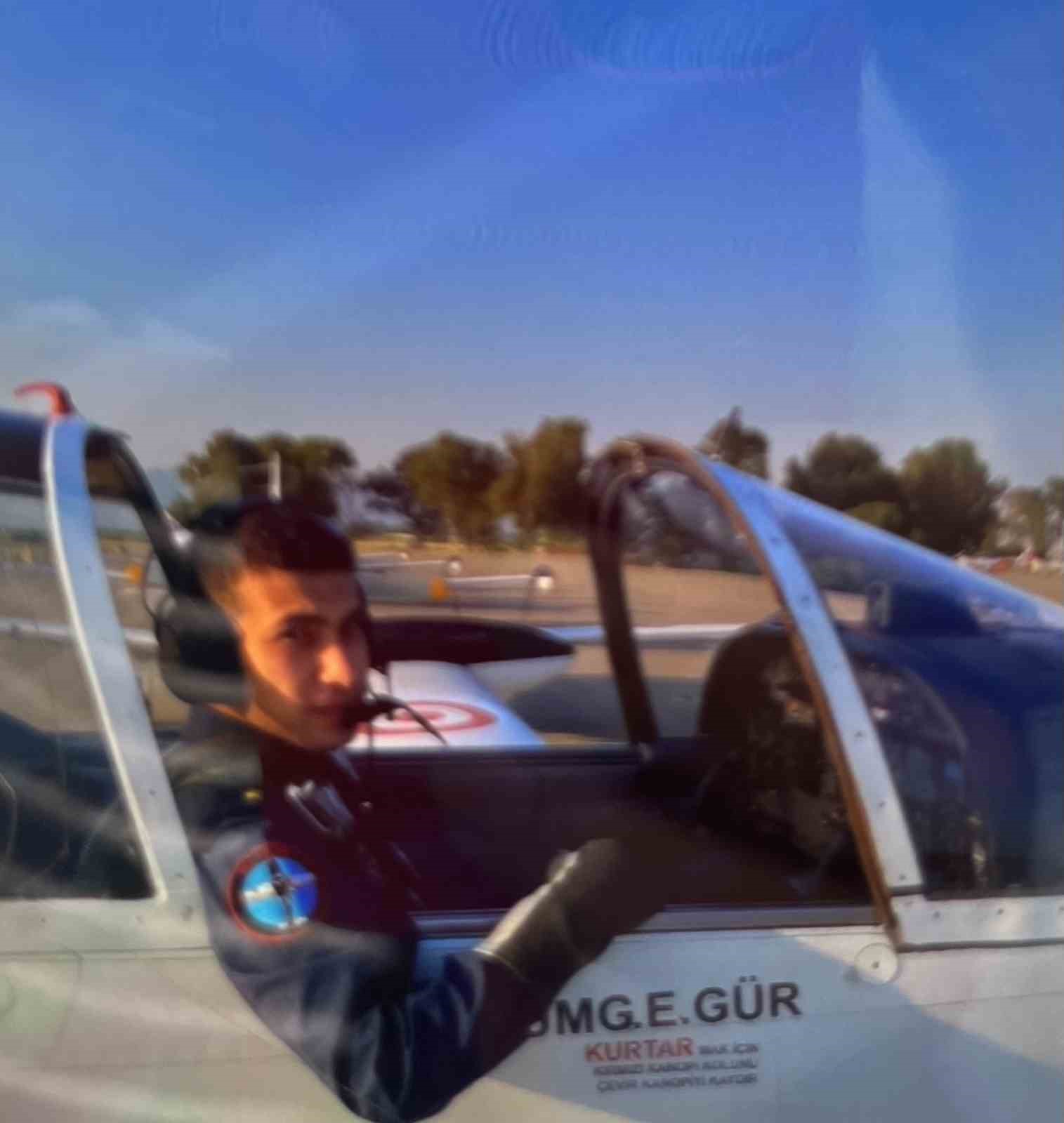 eskisehirli sehit ustegmen emre mercan gozyaslariyla son yolculuguna ugurlandi 8 RCCPPwug