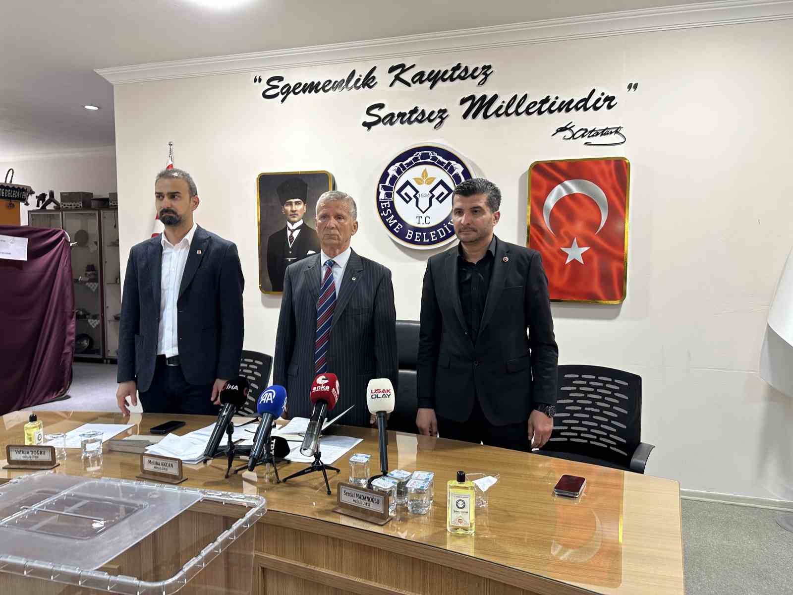 esme belediye baskan vekilligine zeki isik secildi 0 58bphl4i