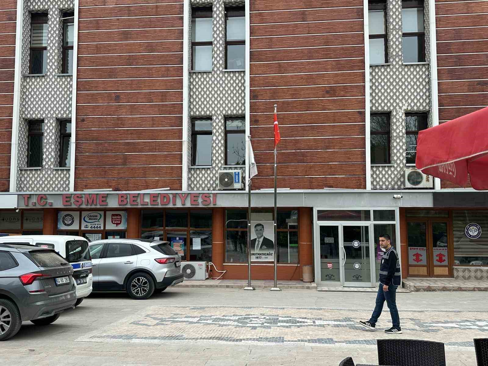 esmeda baskan tozan esi ve 3 supheliye irtikap gozaltisi 1 CCOavmMd