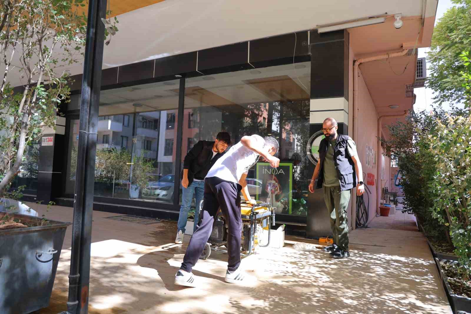 esnaf elektrik kesintilerinden magdur oluyor milyonluk makineleri zarar goruyor 1 7sa3UU2N