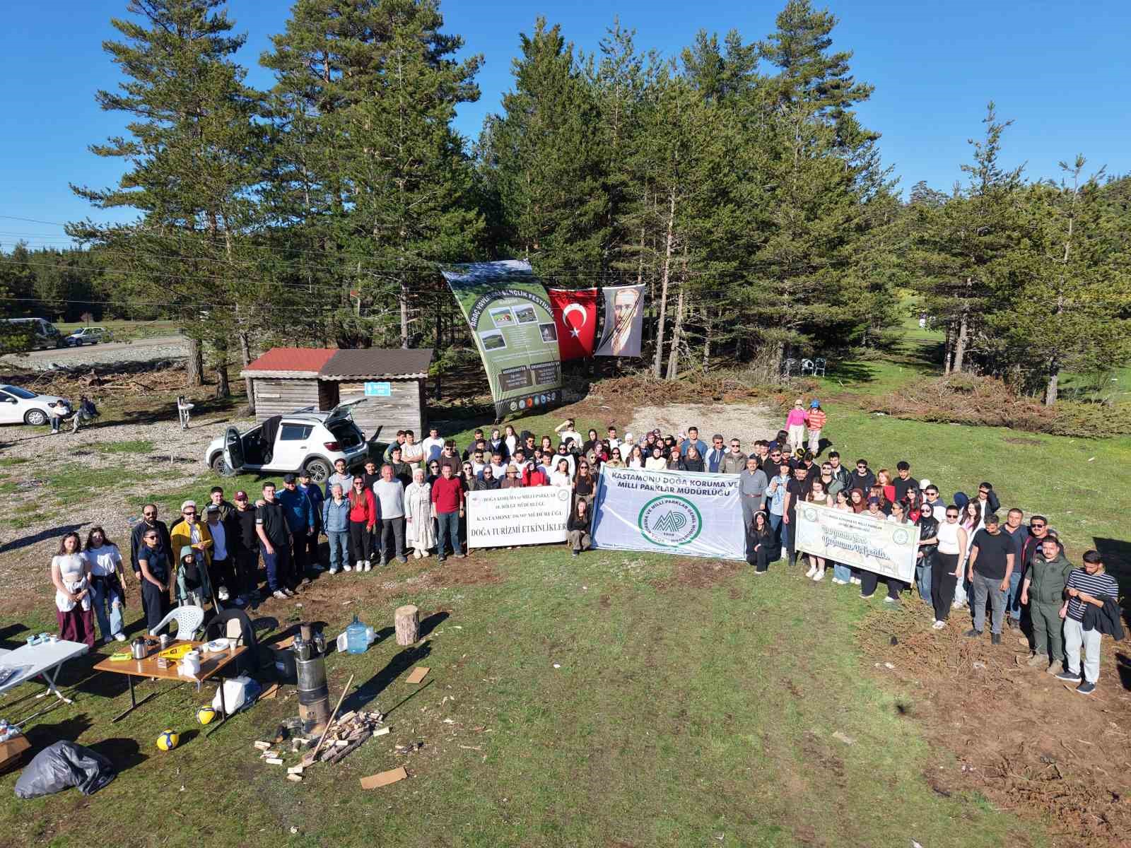 Eşsiz manzaraya sahip yaylada, 19 Mayıs Gençlik Festivali coşkusu 4 essiz manzaraya sahip yaylada 19 mayis genclik festivali coskusu 0 BuwV2fUt
