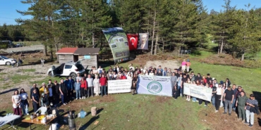 essiz-manzaraya-sahip-yaylada-19-mayis-genclik-festivali-coskusu-wuf72DGR.jpg