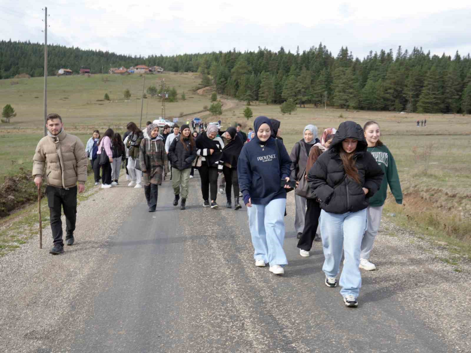 Eşsiz manzaraya sahip yaylada Cumhuriyet Bayramı coşkusu 14 essiz manzaraya sahip yaylada cumhuriyet bayrami coskusu 10 CPhL1sMk