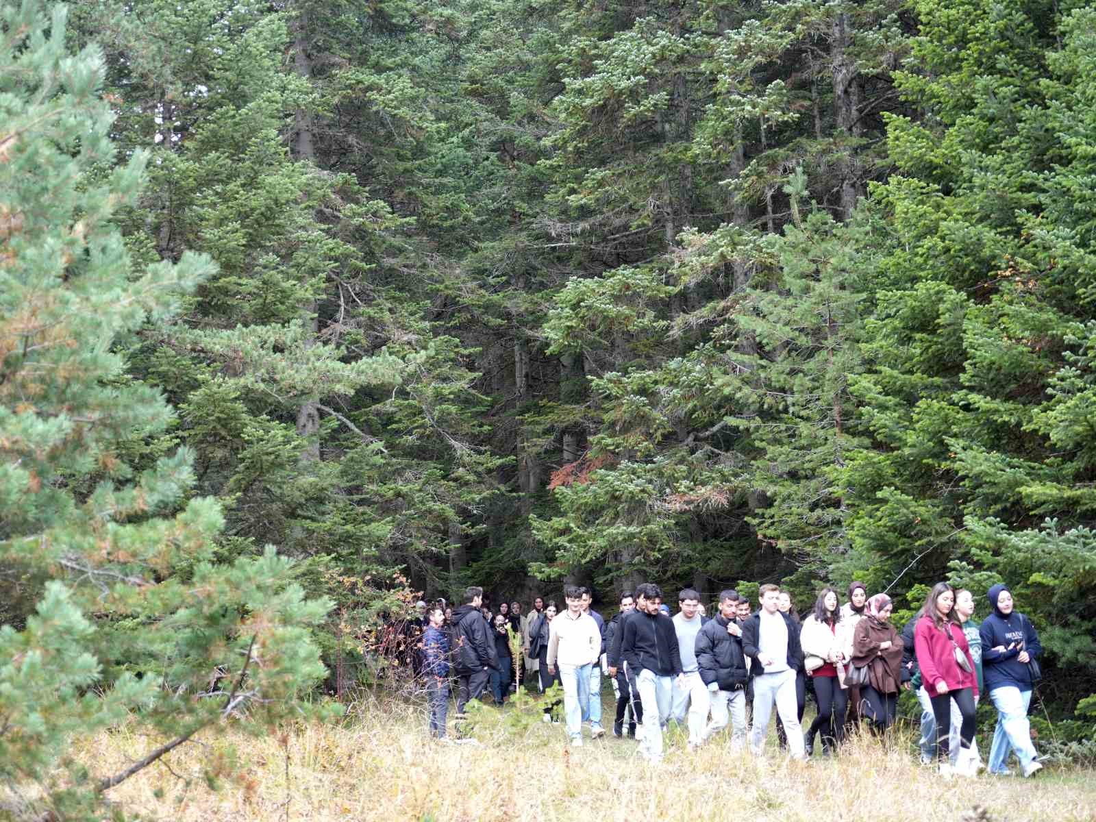 Eşsiz manzaraya sahip yaylada Cumhuriyet Bayramı coşkusu 16 essiz manzaraya sahip yaylada cumhuriyet bayrami coskusu 12 ltwOydc1