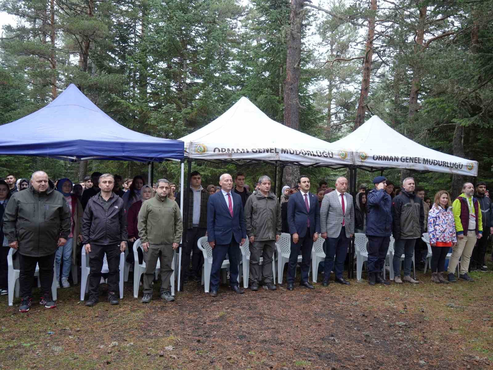 Eşsiz manzaraya sahip yaylada Cumhuriyet Bayramı coşkusu 20 essiz manzaraya sahip yaylada cumhuriyet bayrami coskusu 16 XqZ3U3uA