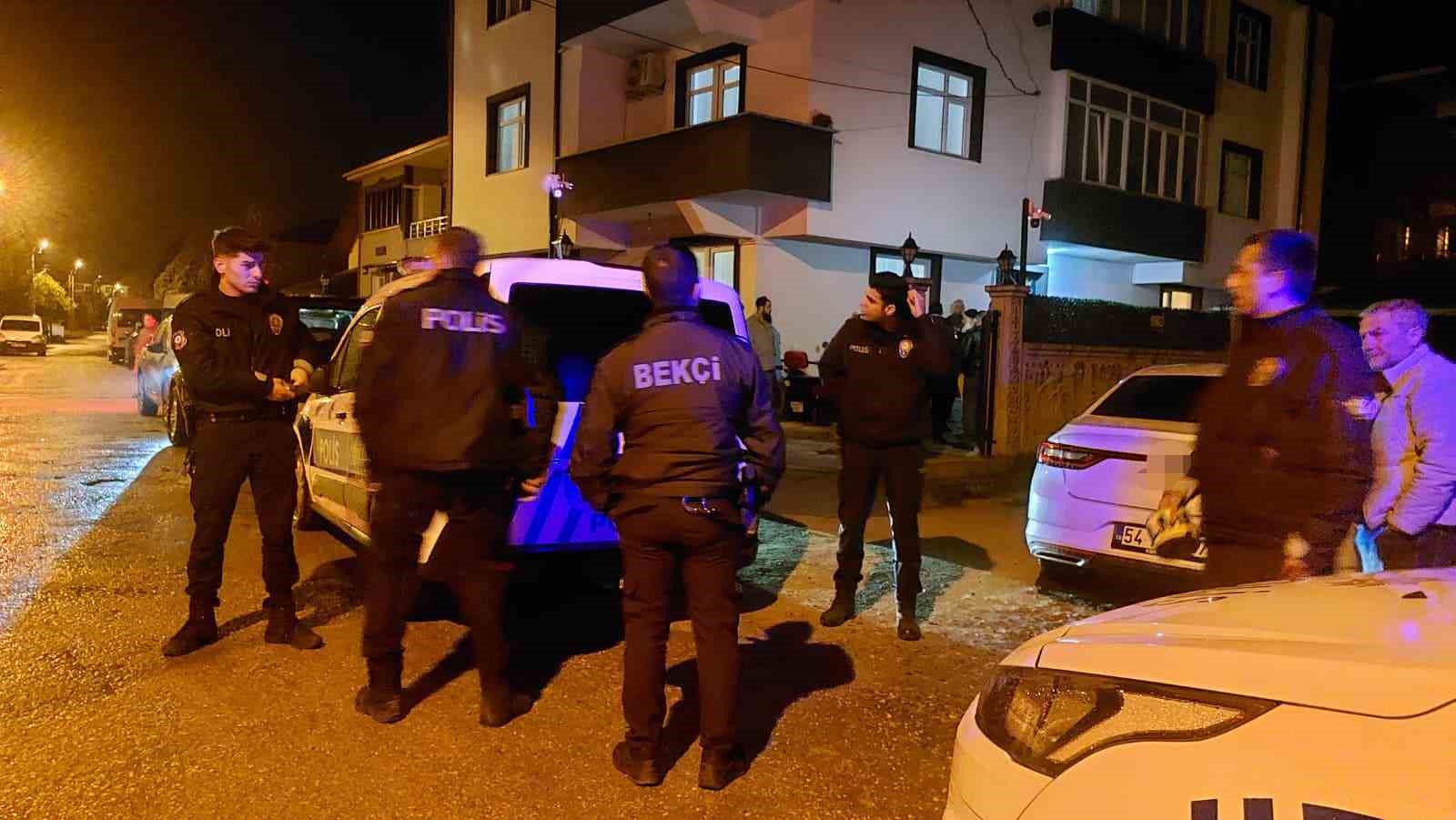 esya almak icin geldigi evde babasini hareketsiz halde buldu 0 uJVXjtQ8