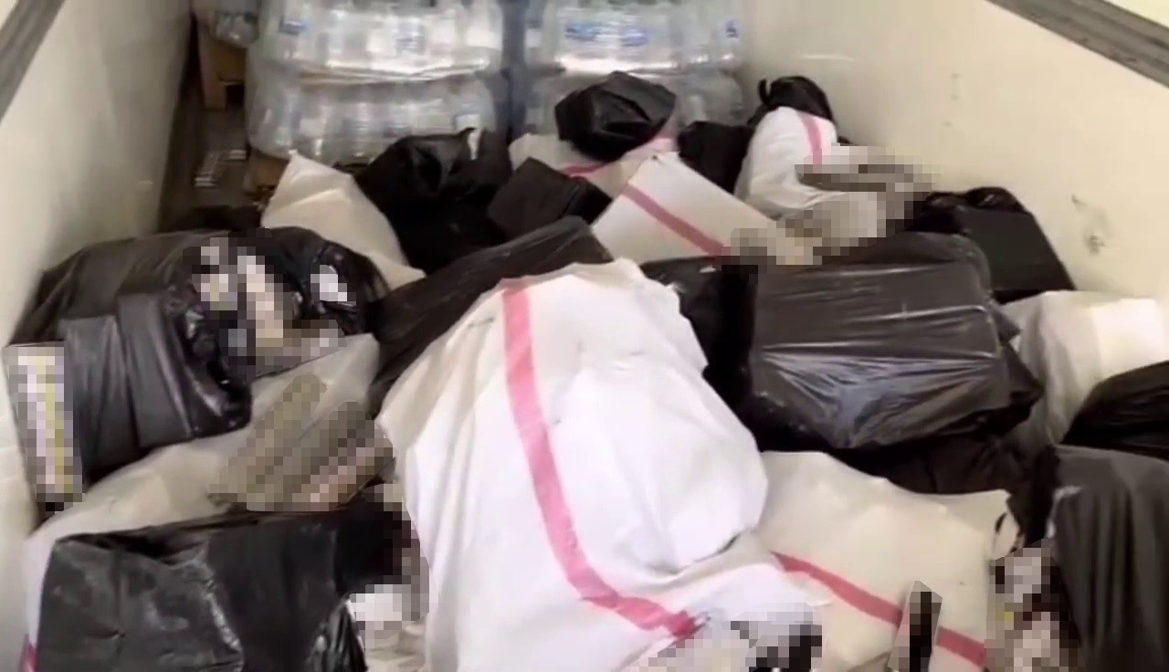 esya tasinan tir dorsesinden 3 bin karton kacak sigara cikti 0 q9dhWOJQ