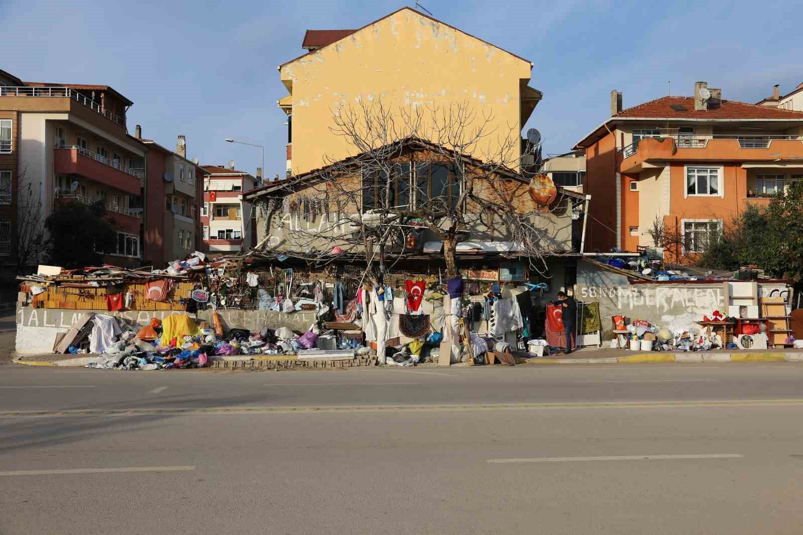 esyalarla kurulan tehlikeli bagin perde arkasi 3