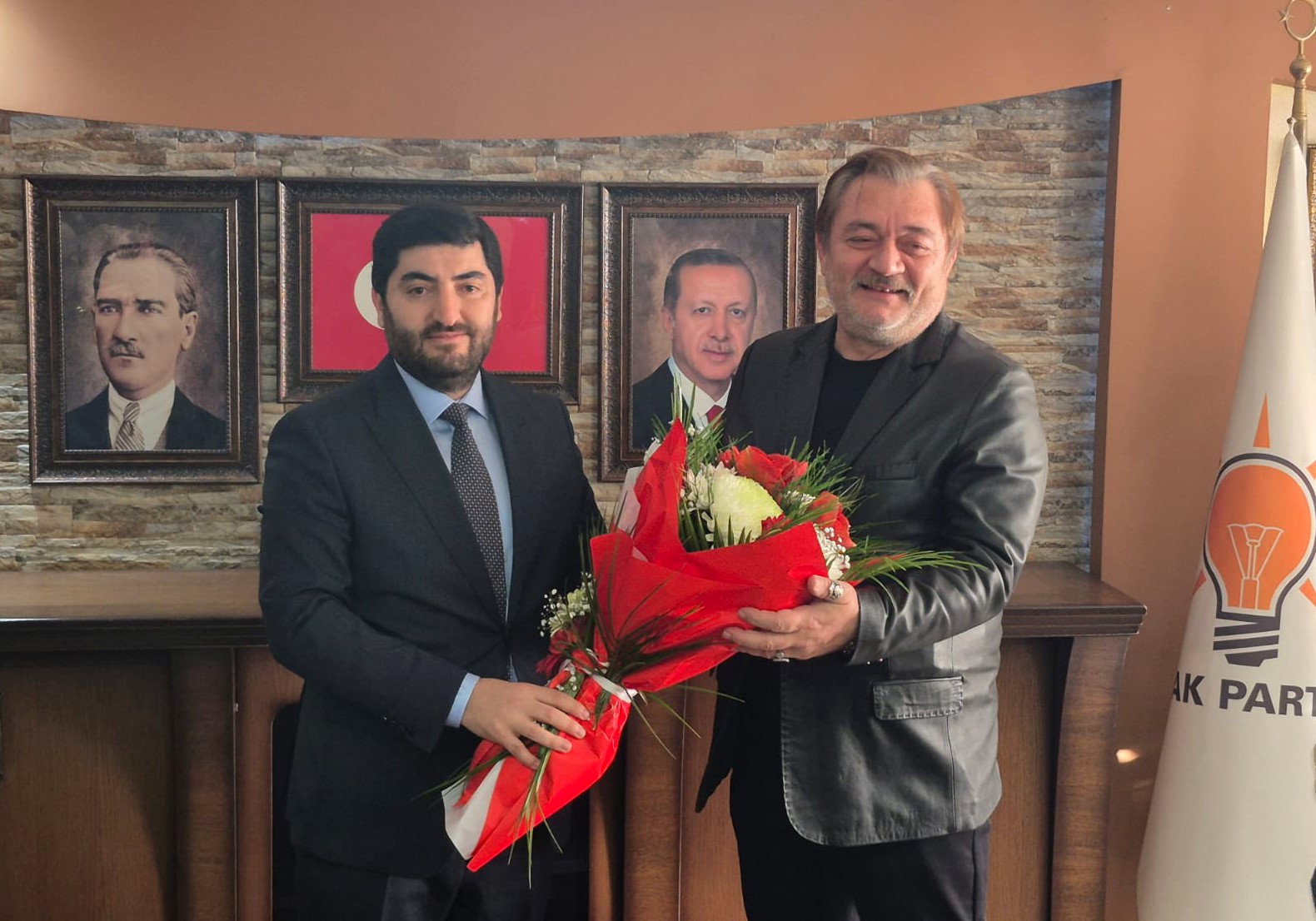 etimesgutta ak partide bayrak degisimi ilce baskanligina yasin sankazan atandi 0 y2Y9DvbR