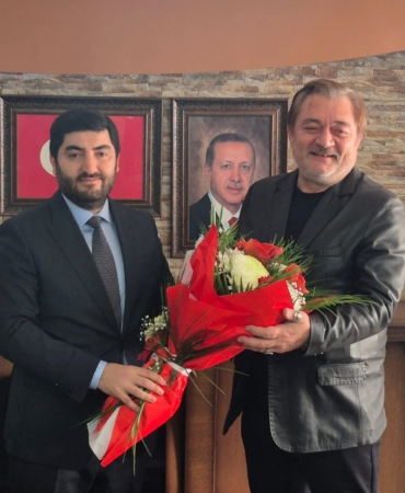 etimesgutta-ak-partide-bayrak-degisimi-ilce-baskanligina-yasin-sankazan-atandi-VENUkSPB.jpg