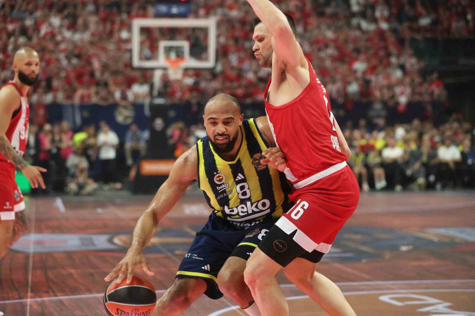 euroleague final four olympiakos 79 fenerbahce beko 61 1 TSzKDY9q