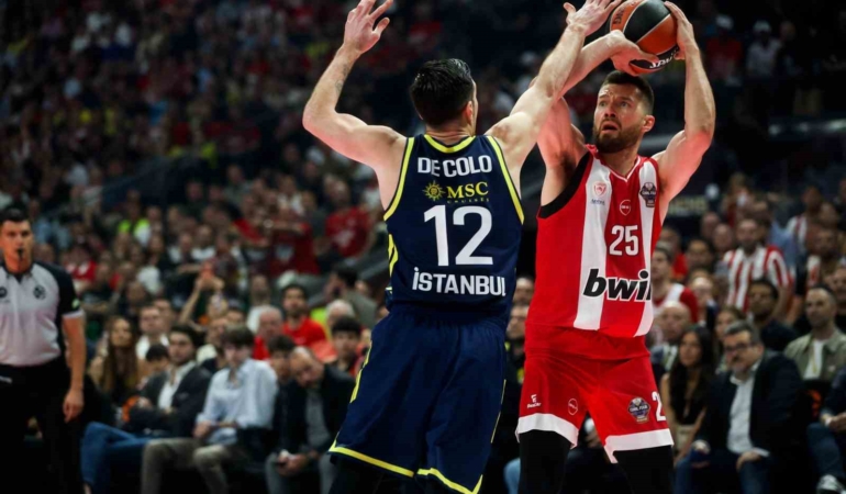 euroleague-final-four-olympiakos-79-fenerbahce-beko-61-yjIkhKbu.jpg