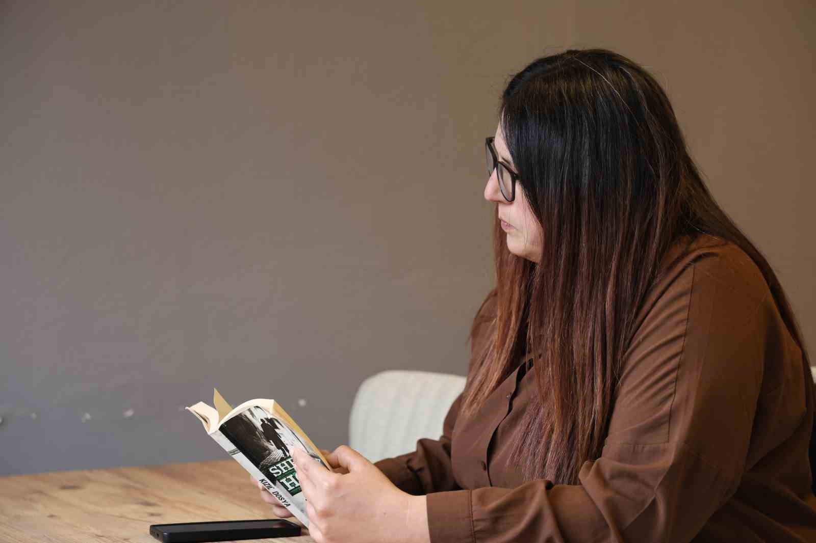ev gunlerinden esinlenerek kadin kafeyi kurdu 2 YLDVFUW9