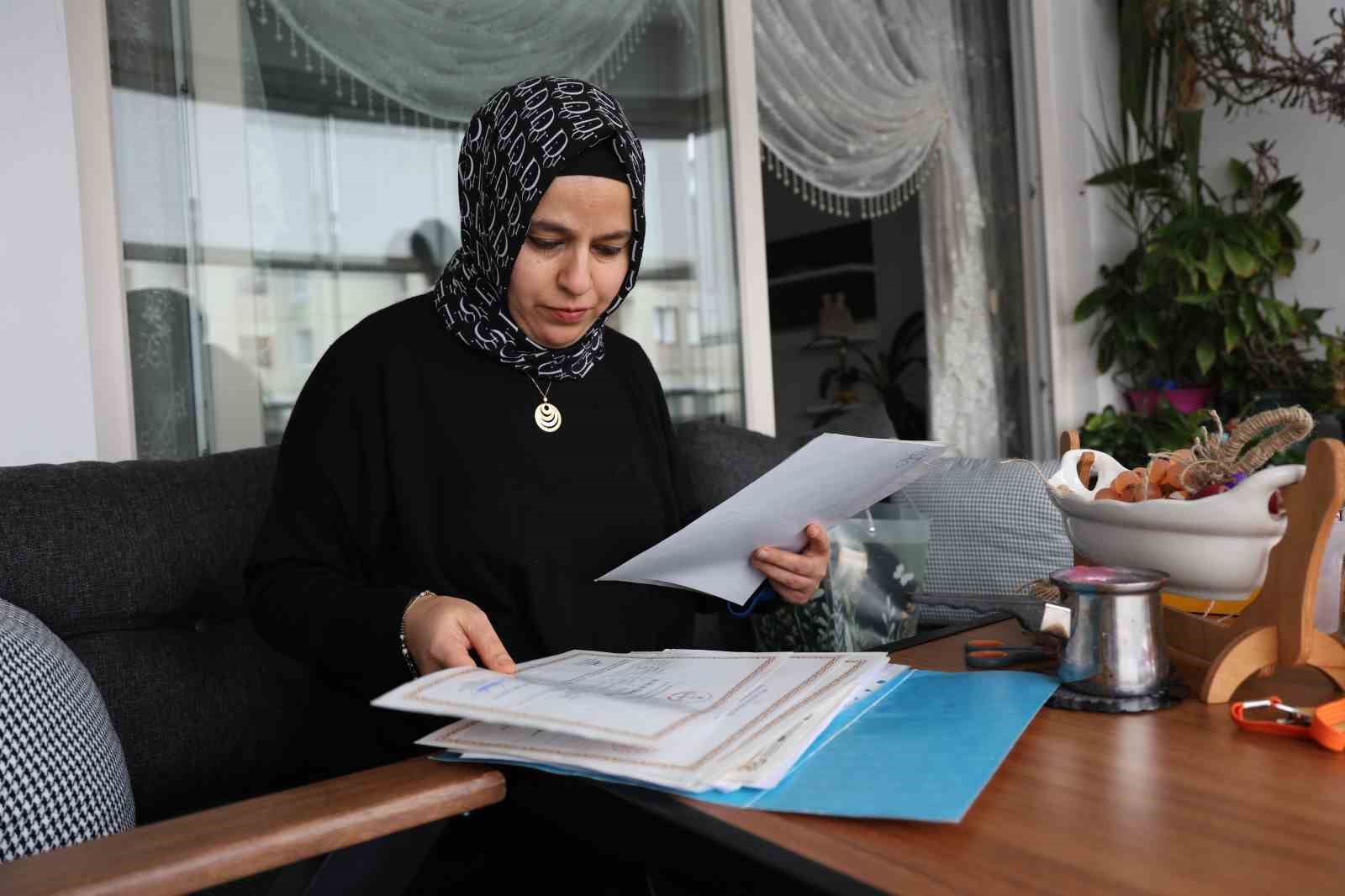 ev haniminin azmi 20 belge aldi ve 300 ogrenciye usta oldu 2
