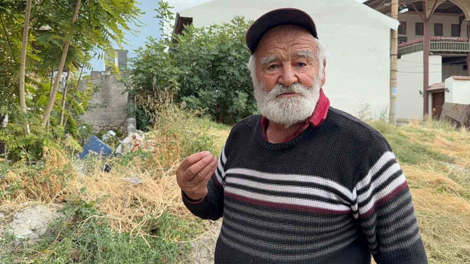 ev sahibiyle kiracinin copluge donmus bahce kavgasi 10 garwJy7a