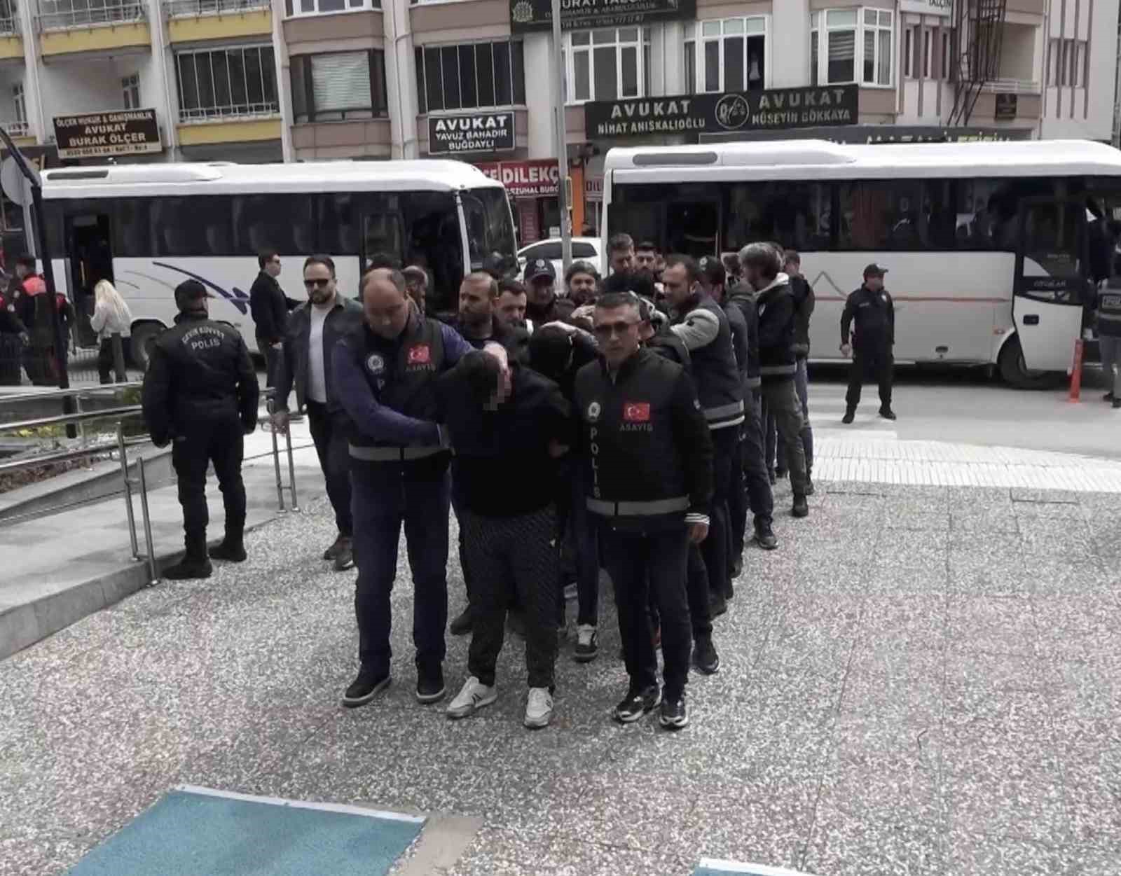 ev satma vaadiyle milyonlarca liralik vurgun yapan sebeke cokertildi 21 tutuklama 1 LFdETiVe