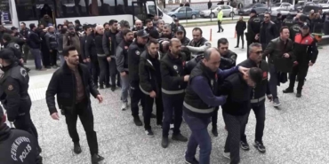 ev-satma-vaadiyle-milyonlarca-liralik-vurgun-yapan-sebeke-cokertildi-21-tutuklama-XDkkklcj.jpg