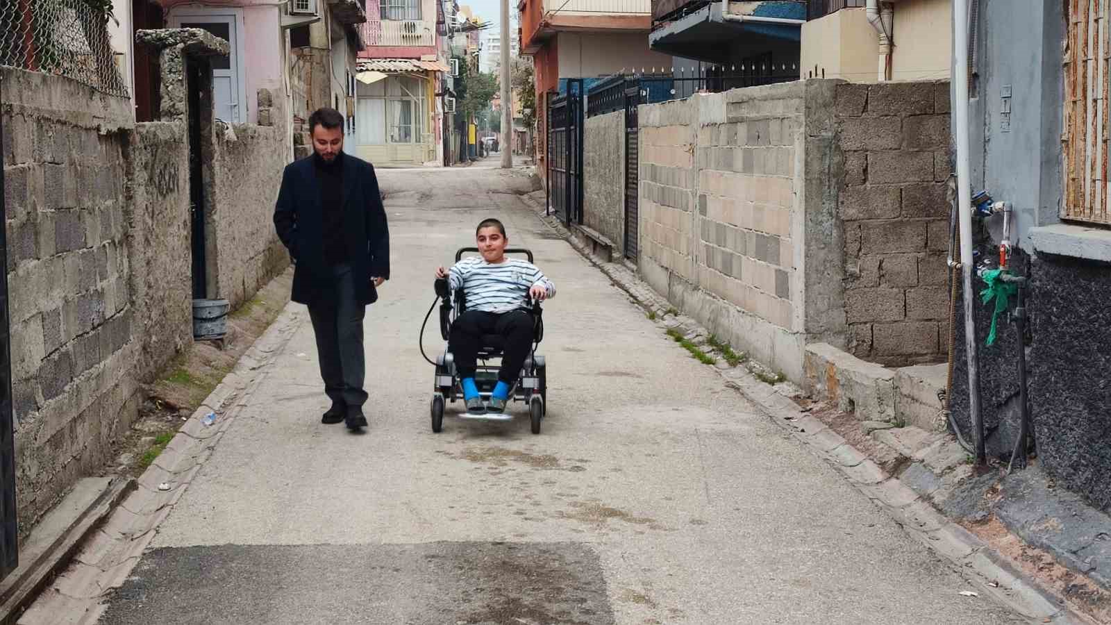 evde egitimle derslerini aksatmiyor polis olma hayali kuruyor 4 XJNBABza