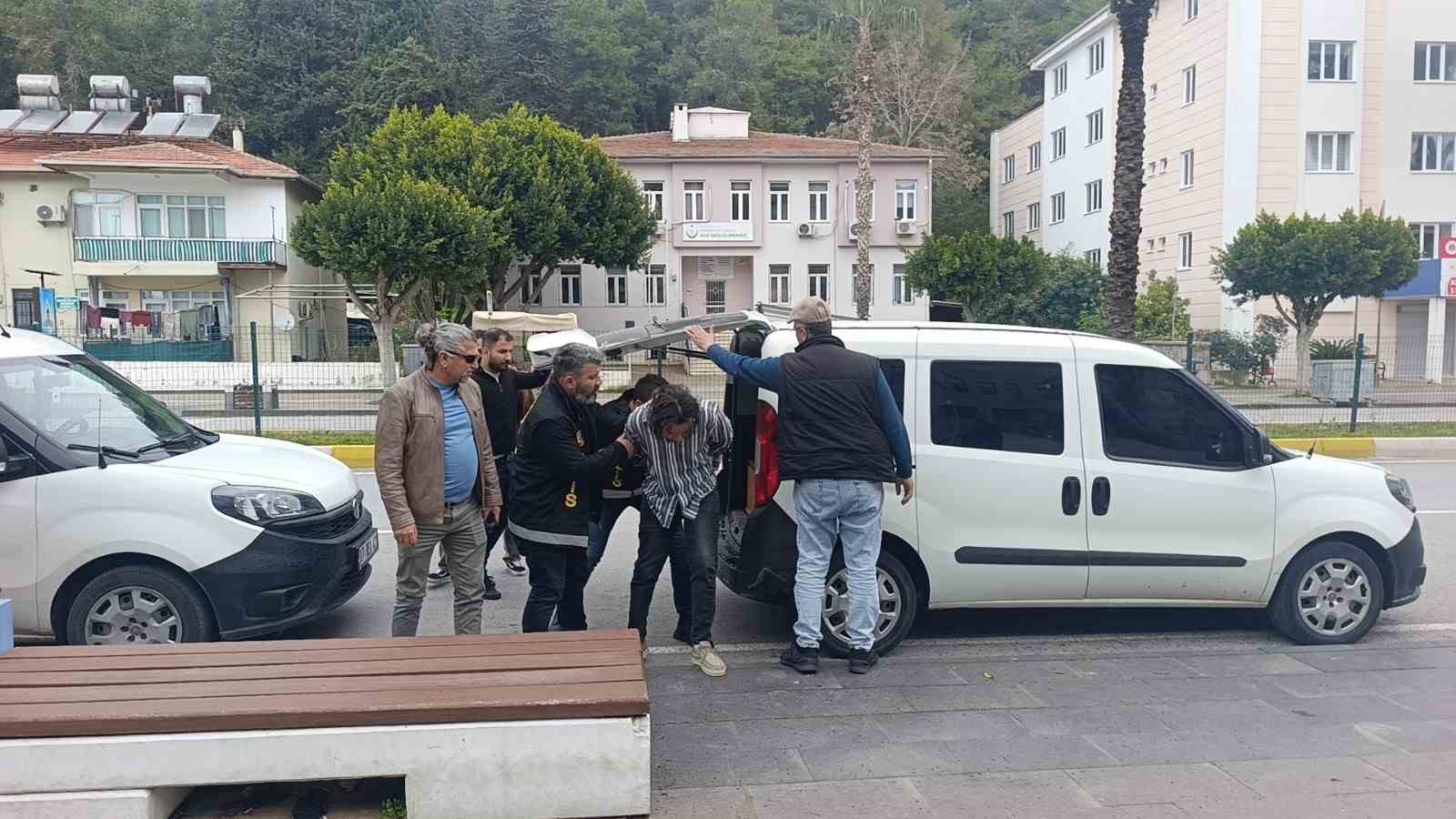 evde olmasi gereken tabanca markette bir genci hayattan kopardi 6 nQXjTwG9