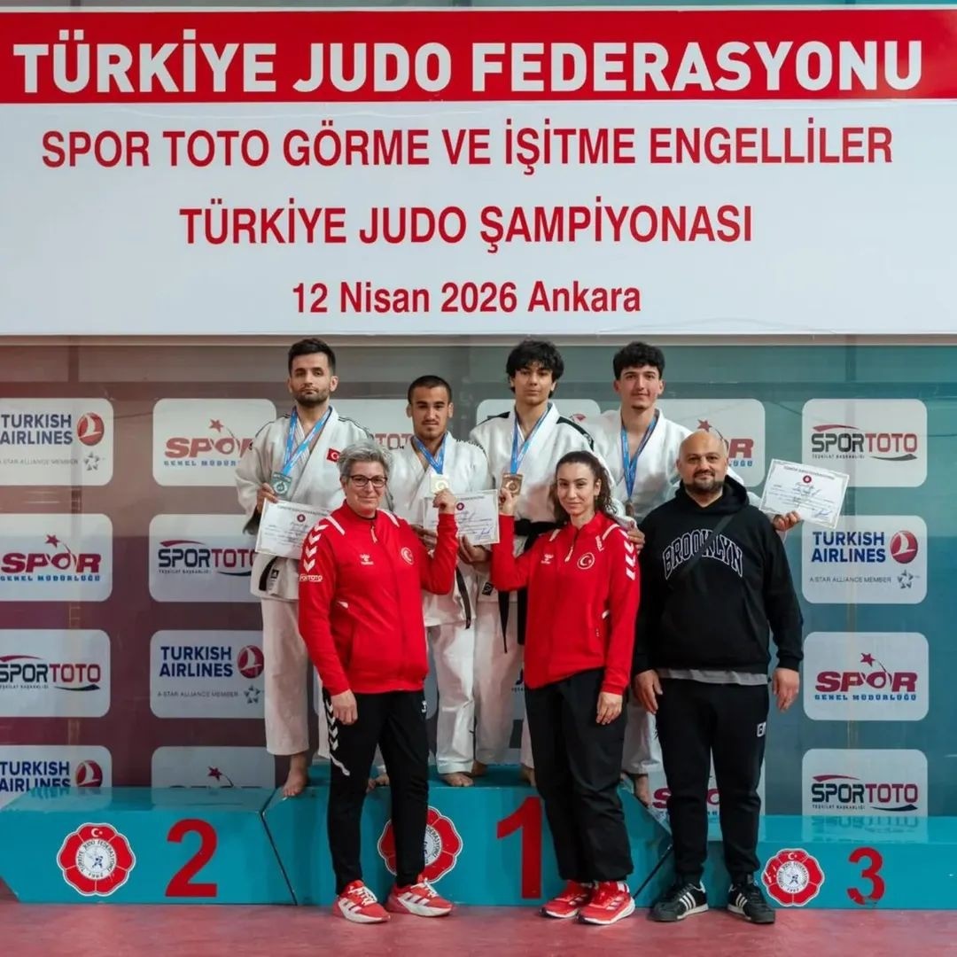 evden ise giderken yurudugu 12 kilometrelik yolla atletizme merak sardi 13 ih5rINGO