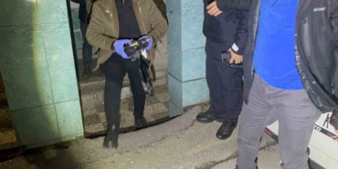 eve-yapilan-baskinda-cephanelik-cikti-arama-sirasinda-polise-saldirdilar-h3ZqRIvv.jpg