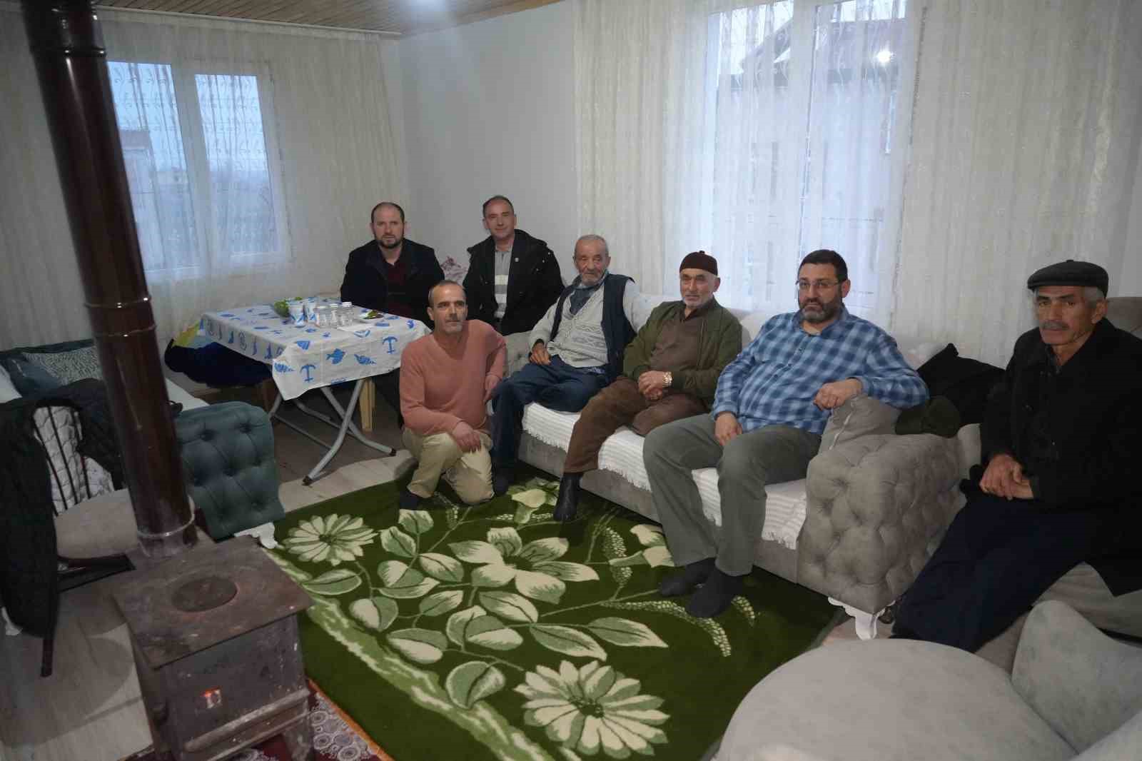 evi yanan ailenin yaralari sarildi yenilenen ev bayram hediyesi oldu 2 1NCs96XD