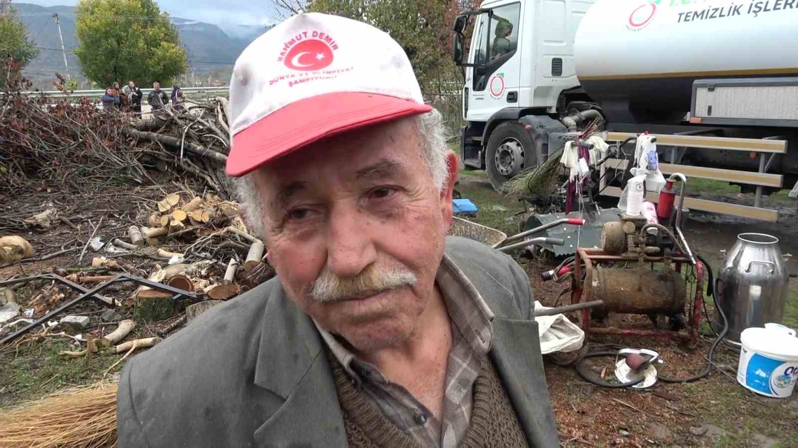 evi yanan yasli ciftcinin biriktirdigi paralar ve esyalari kule dondu 10 DjEYekqL