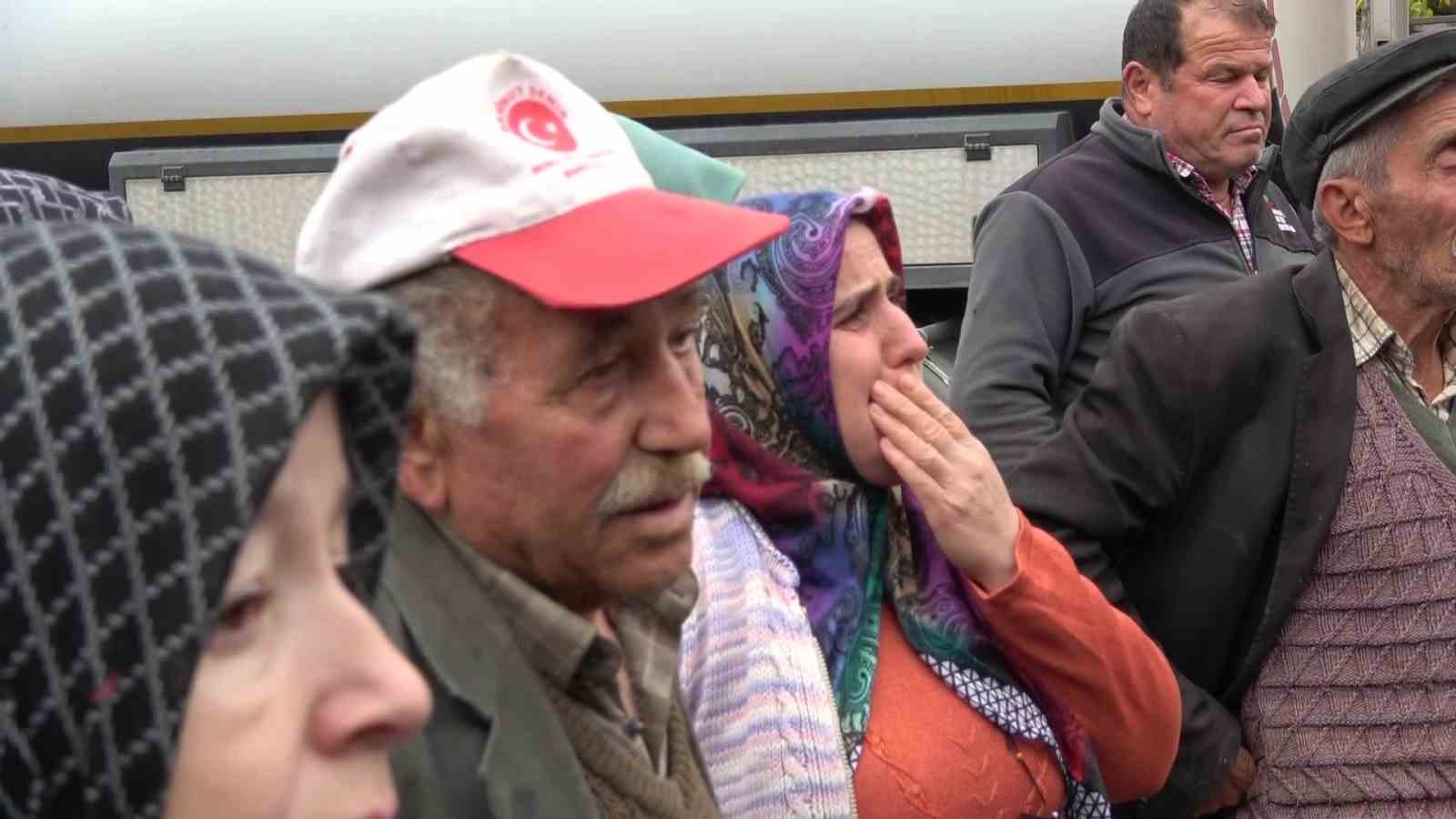 evi yanan yasli ciftcinin biriktirdigi paralar ve esyalari kule dondu 6 sB6iyN4M